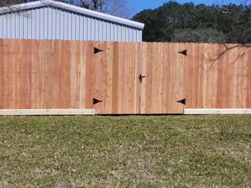 How much does a fence cost in Pearland?
