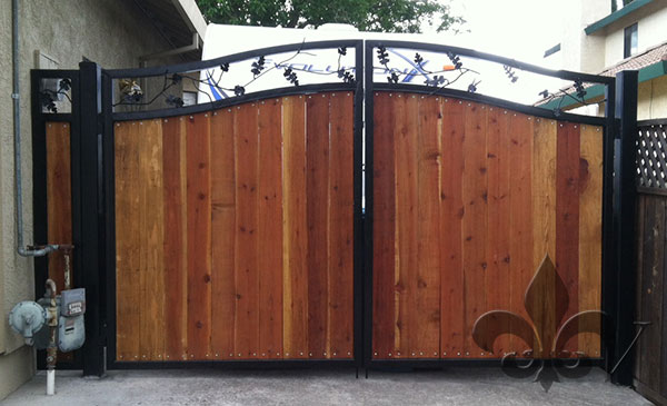 Pearland fence repair near me